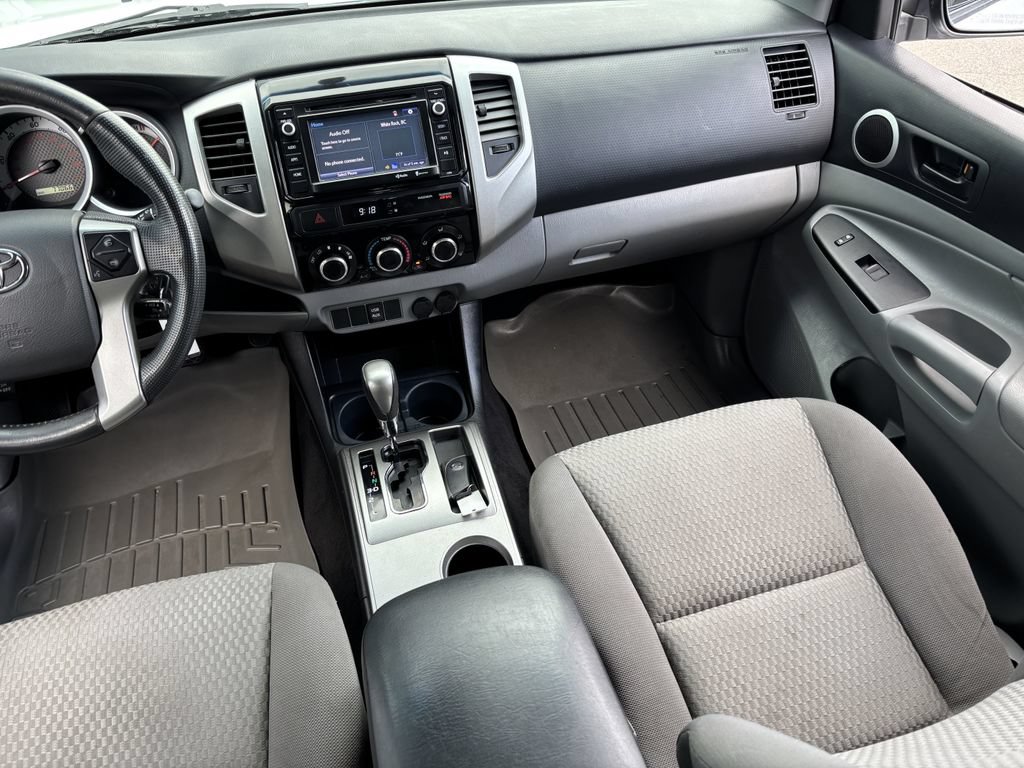 Used 2014 Toyota Tacoma PreRunner w/ SR5 Package RWD image 21