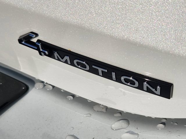 New 2026 Volkswagen Tiguan SE R-Line image 10