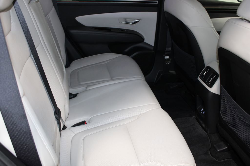 Used 2022 Hyundai Tucson Limited w/ Cargo Package image 24