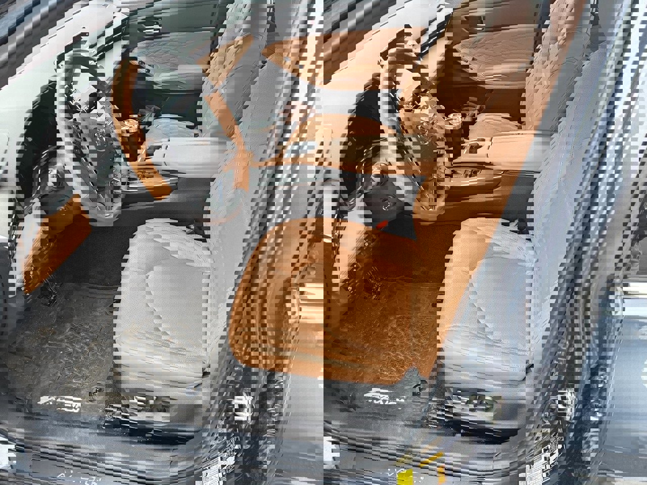 Used 2020 Toyota Avalon Limited image 8