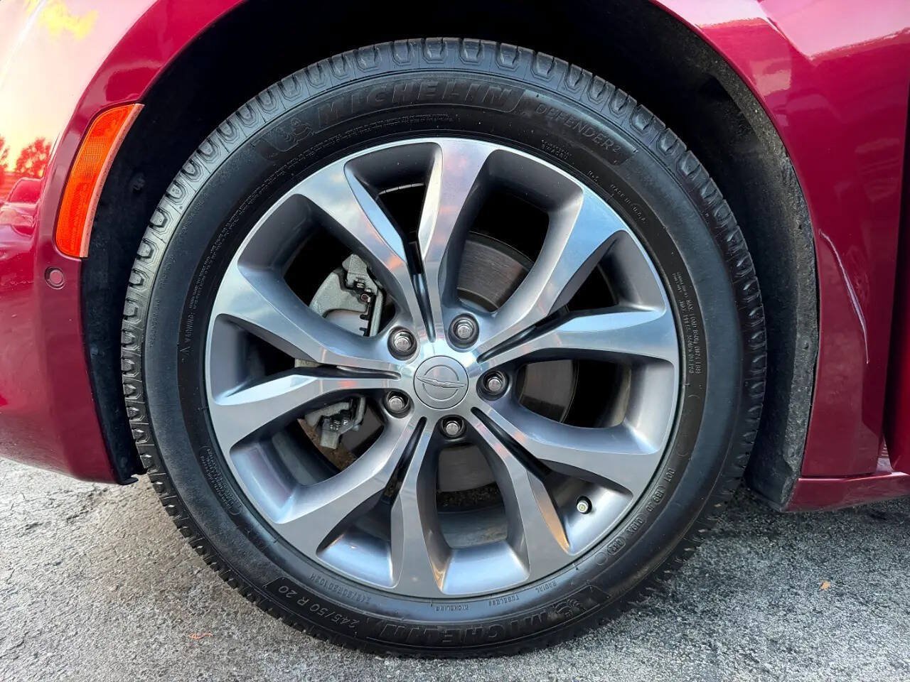 Used 2020 Chrysler Pacifica Limited w/ Tire & Wheel Group FWD image 37
