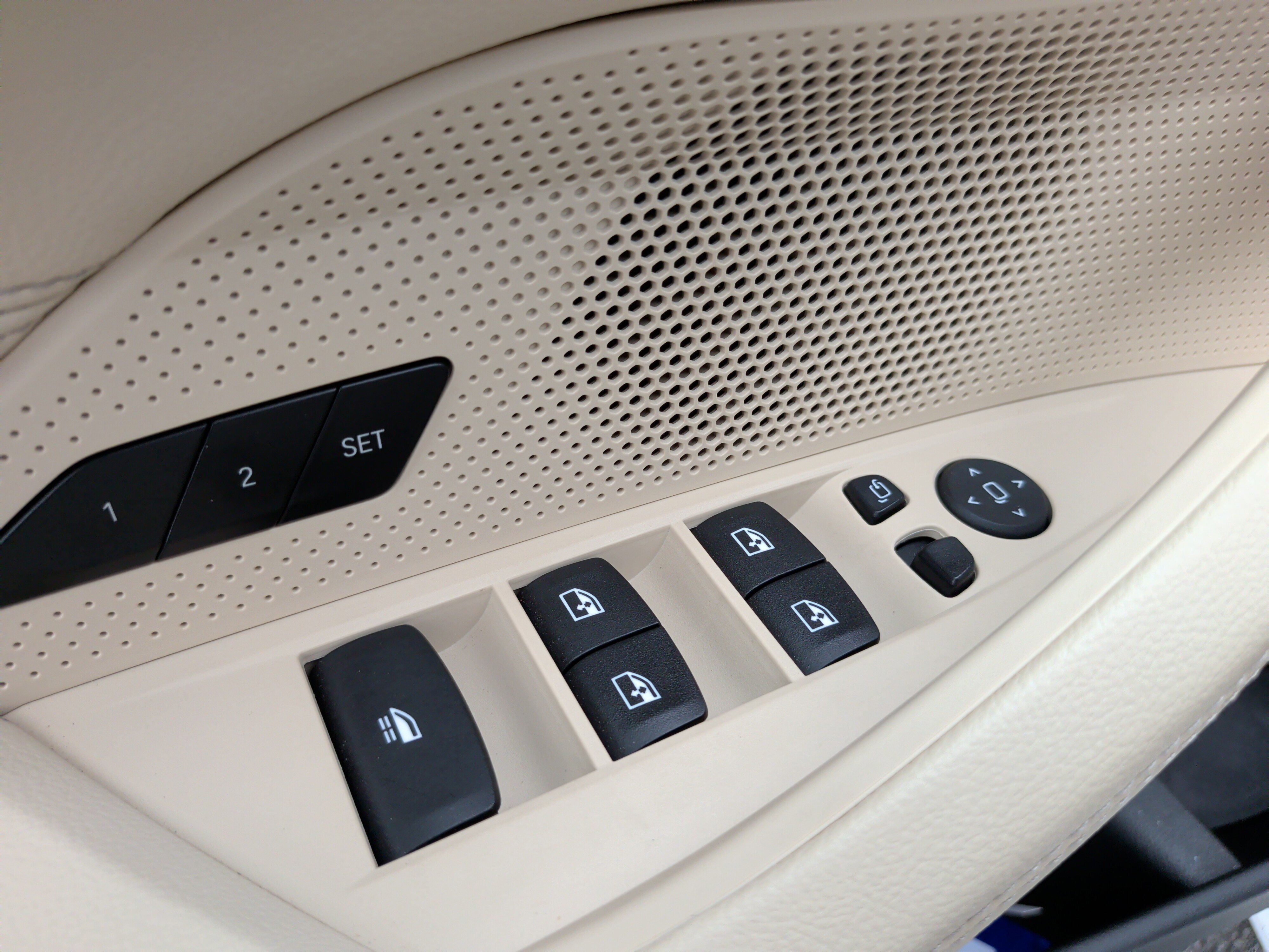 Used 2023 BMW 430i Convertible w/ M Sport Package image 30