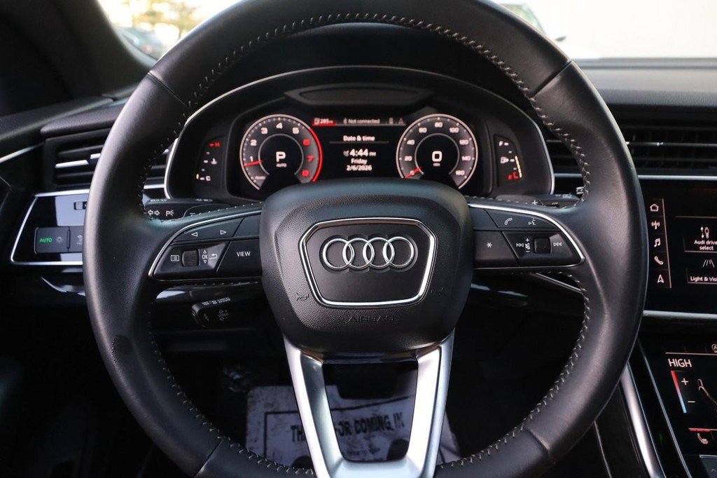 Used 2019 Audi Q8 Premium Plus w/ Premium Plus image 11
