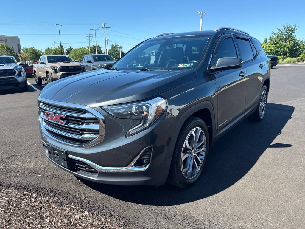 Used 2019 GMC Terrain SLT w/ Preferred Package AWD/4WD image 2