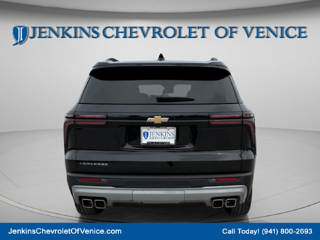 Used 2026 Chevrolet Traverse LT FWD image 6