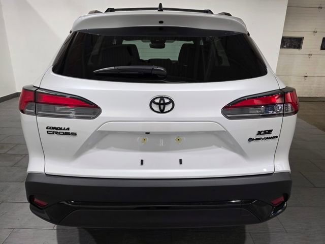 Used 2025 Toyota Corolla Cross XSE w/ Convenience Package image 4