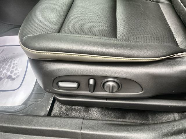 Used 2024 Chevrolet Trax ACTIV w/ Driver Confidence Package image 16