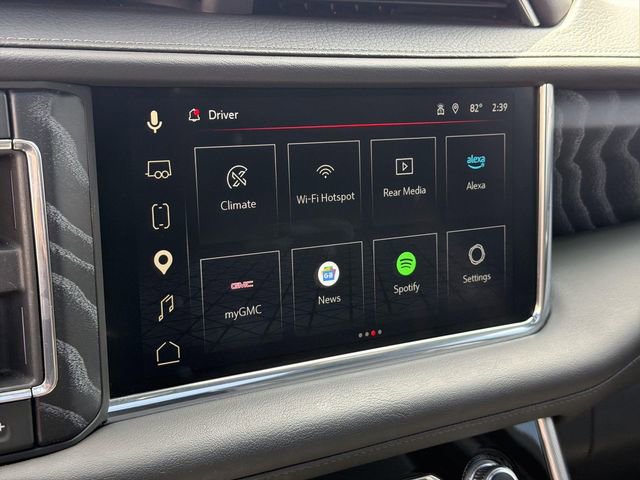 Used 2023 GMC Yukon XL Denali w/ Denali Reserve Package RWD image 40