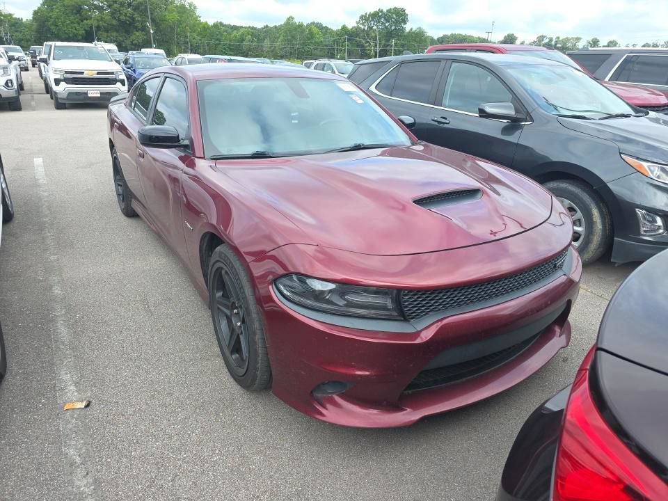 Used 2019 Dodge Charger R/T w/ Blacktop Package RWD image 2