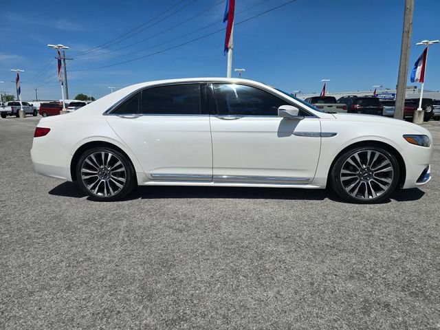 Used 2017 Lincoln Continental Reserve w/ Climate Package AWD/4WD image 2