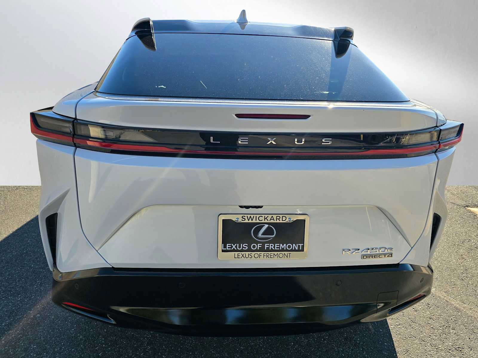 Used 2023 Lexus RZ 450e Premium image 4