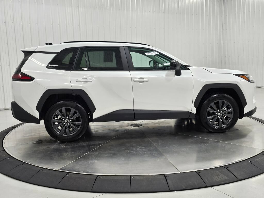 Used 2026 Toyota RAV4 XLE Premium AWD/4WD image 6