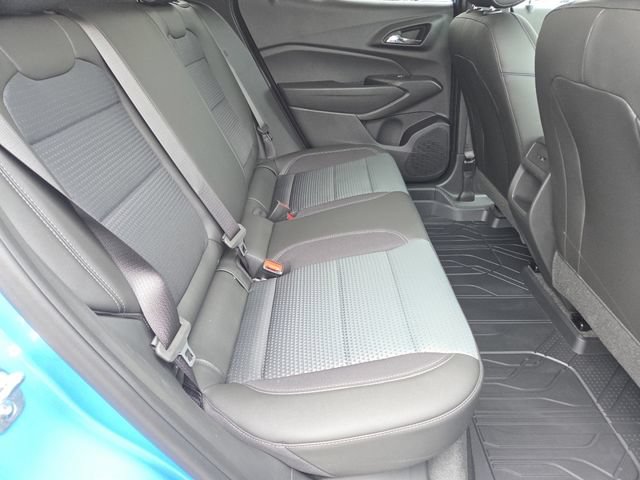 New 2026 Chevrolet Trax LT w/ Midnight Edition FWD image 25