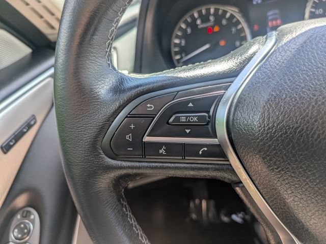 Used 2023 INFINITI Q50 Luxe AWD/4WD image 24