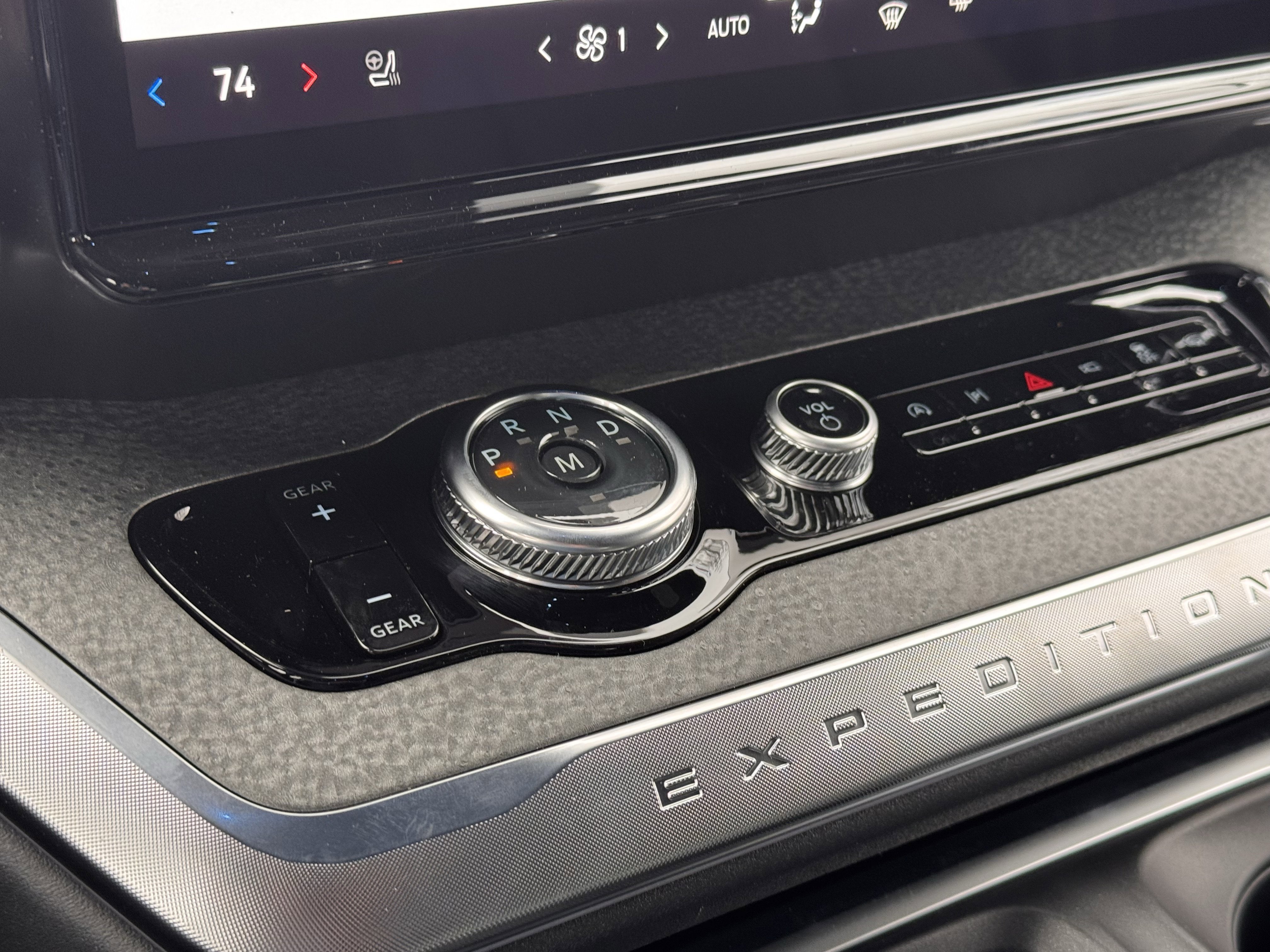 New 2026 Ford Expedition Tremor image 20