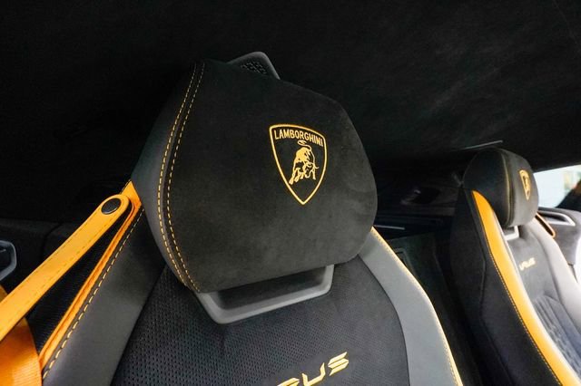 Used 2023 Lamborghini Urus Performante image 96