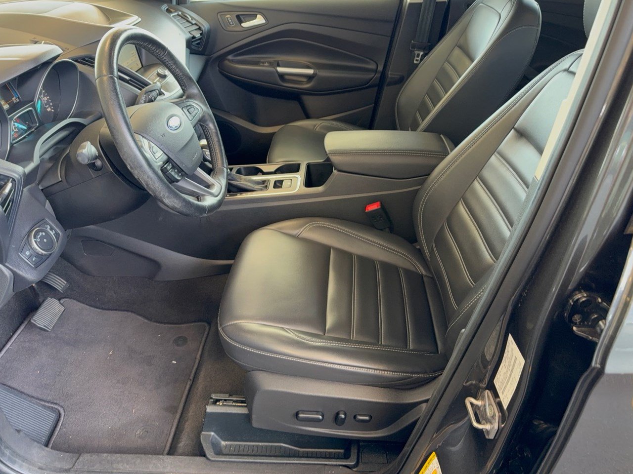 Certified 2019 Ford Escape SEL AWD/4WD image 5