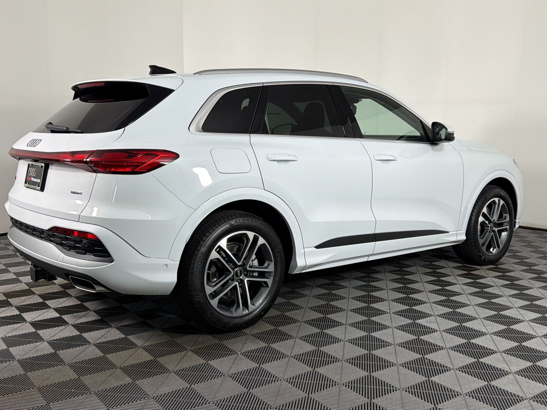 New 2026 Audi Q5 Prestige AWD/4WD image 7