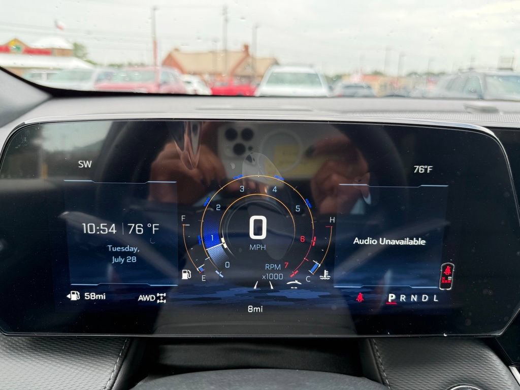 New 2027 Chevrolet Equinox LT w/ Safety and Technology Package AWD/4WD image 4