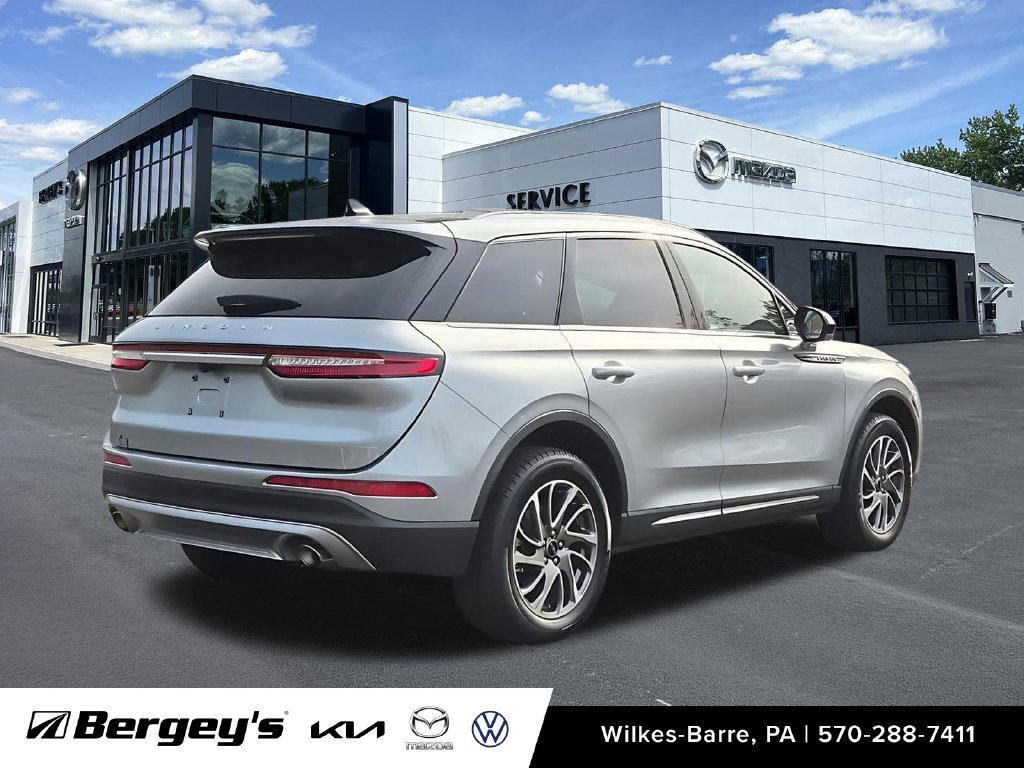Used 2022 Lincoln Corsair AWD w/ Equipment Group 101A image 14