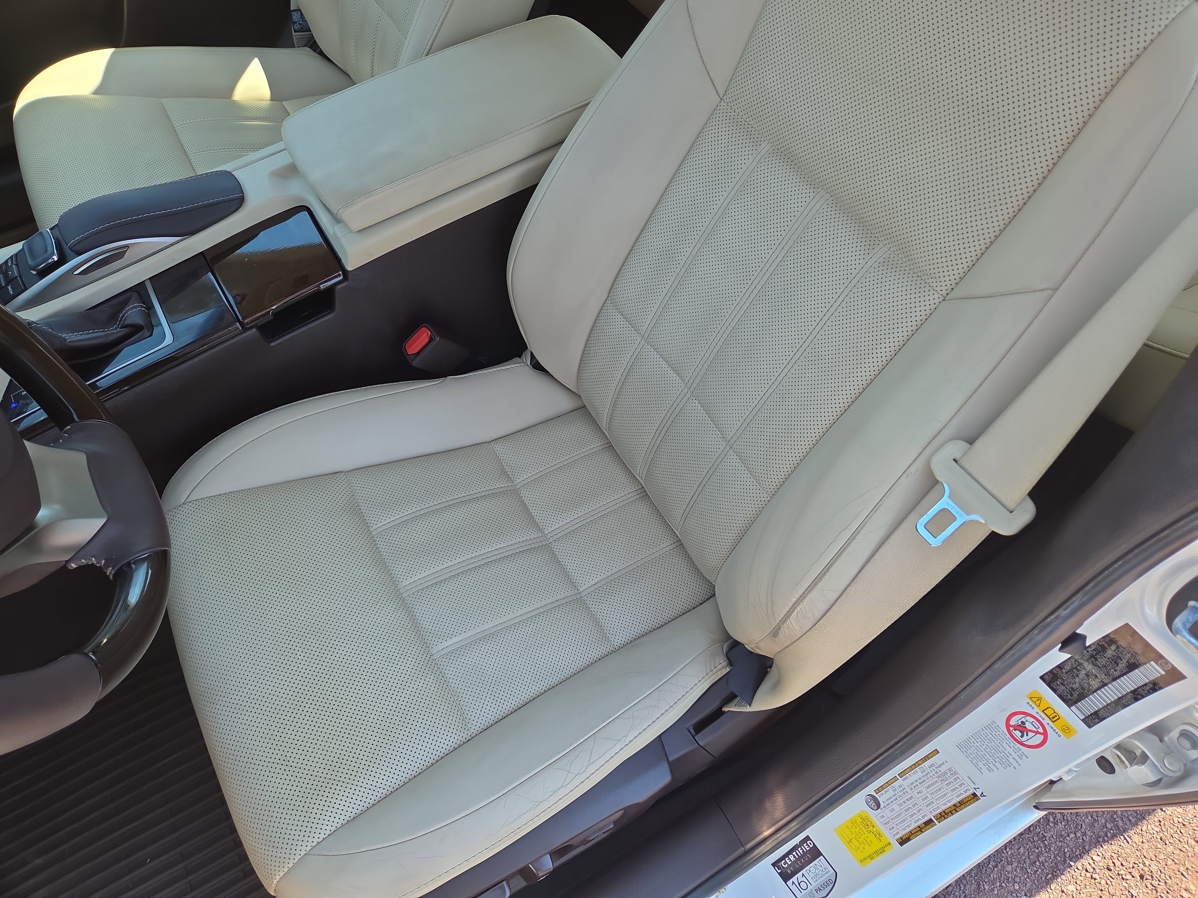 Used 2017 Lexus ES 350 w/ Luxury Package image 13