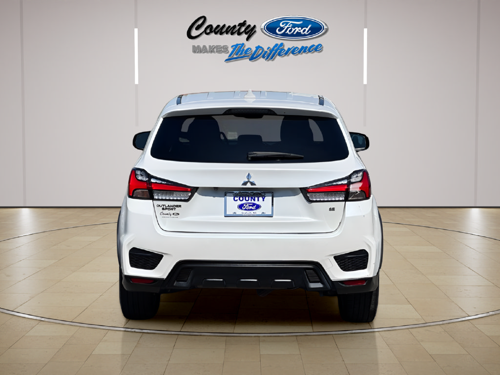 Used 2020 Mitsubishi Outlander Sport SE AWD/4WD image 4