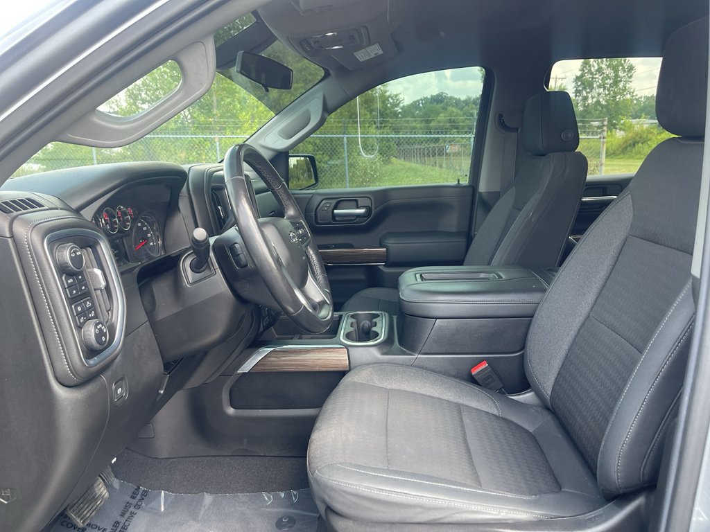 Used 2020 Chevrolet Silverado 1500 LT Trail Boss AWD/4WD image 19