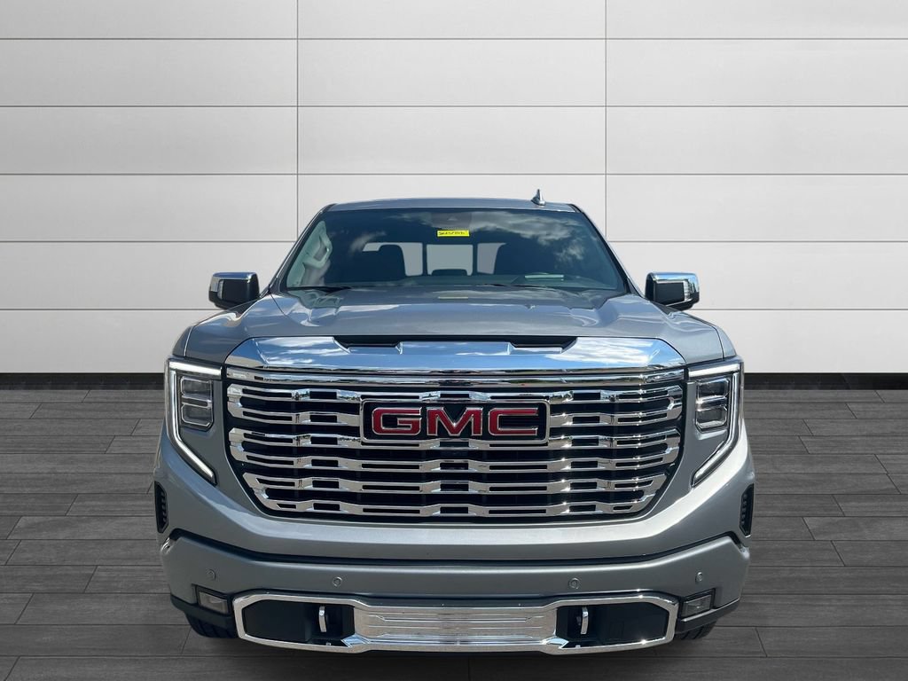 Used 2026 GMC Sierra 1500 Denali w/ Denali Reserve Package AWD/4WD image 8