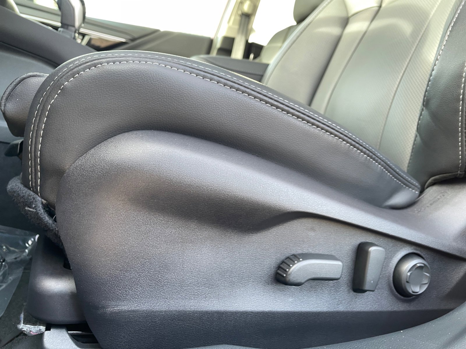 Certified 2025 Subaru Outback Touring image 29