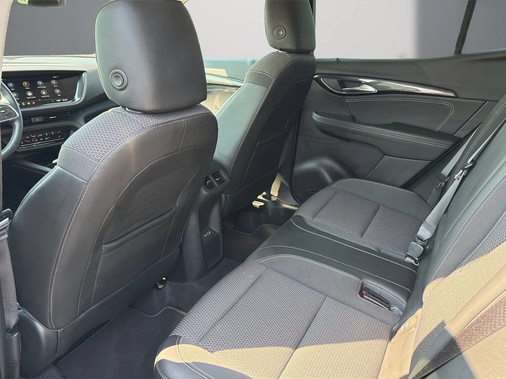 Used 2022 Buick Envision Preferred FWD image 15