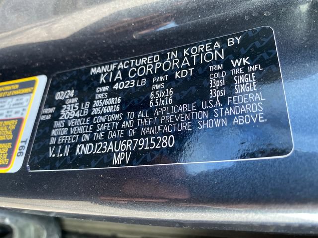 Used 2024 Kia Soul LX w/ Option Group 015 FWD image 25