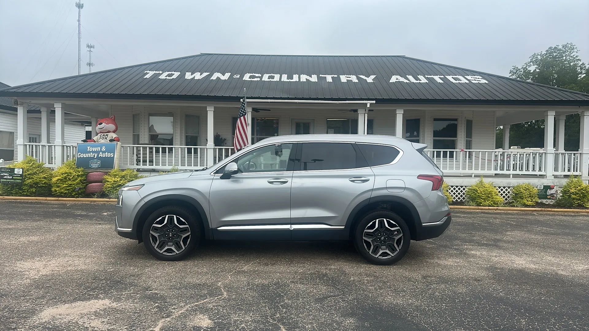 Used 2023 Hyundai Santa Fe Limited image 8