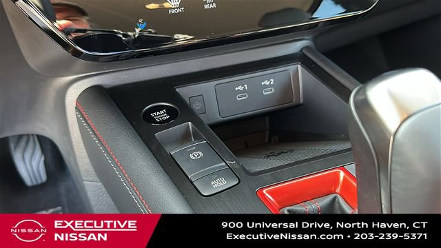 Used 2025 Nissan Kicks SR FWD image 18