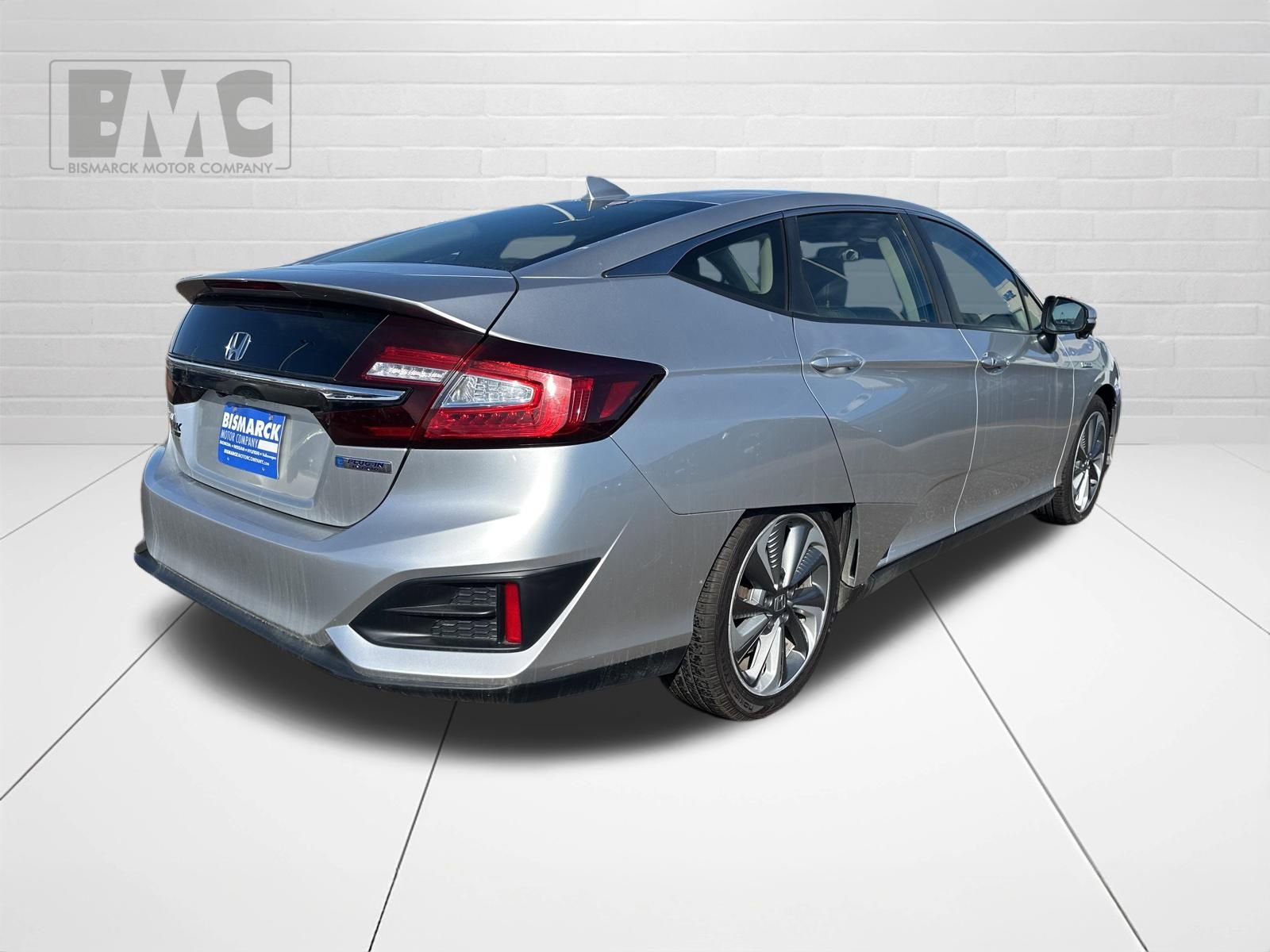 Used 2018 Honda Clarity Plug-In Hybrid image 3
