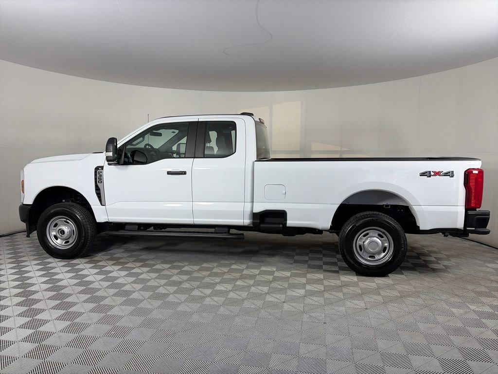 Certified 2025 Ford F350 XL w/ Snow Plow Prep Package image 4