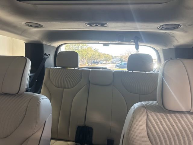 Used 2023 Hyundai Palisade Calligraphy image 21