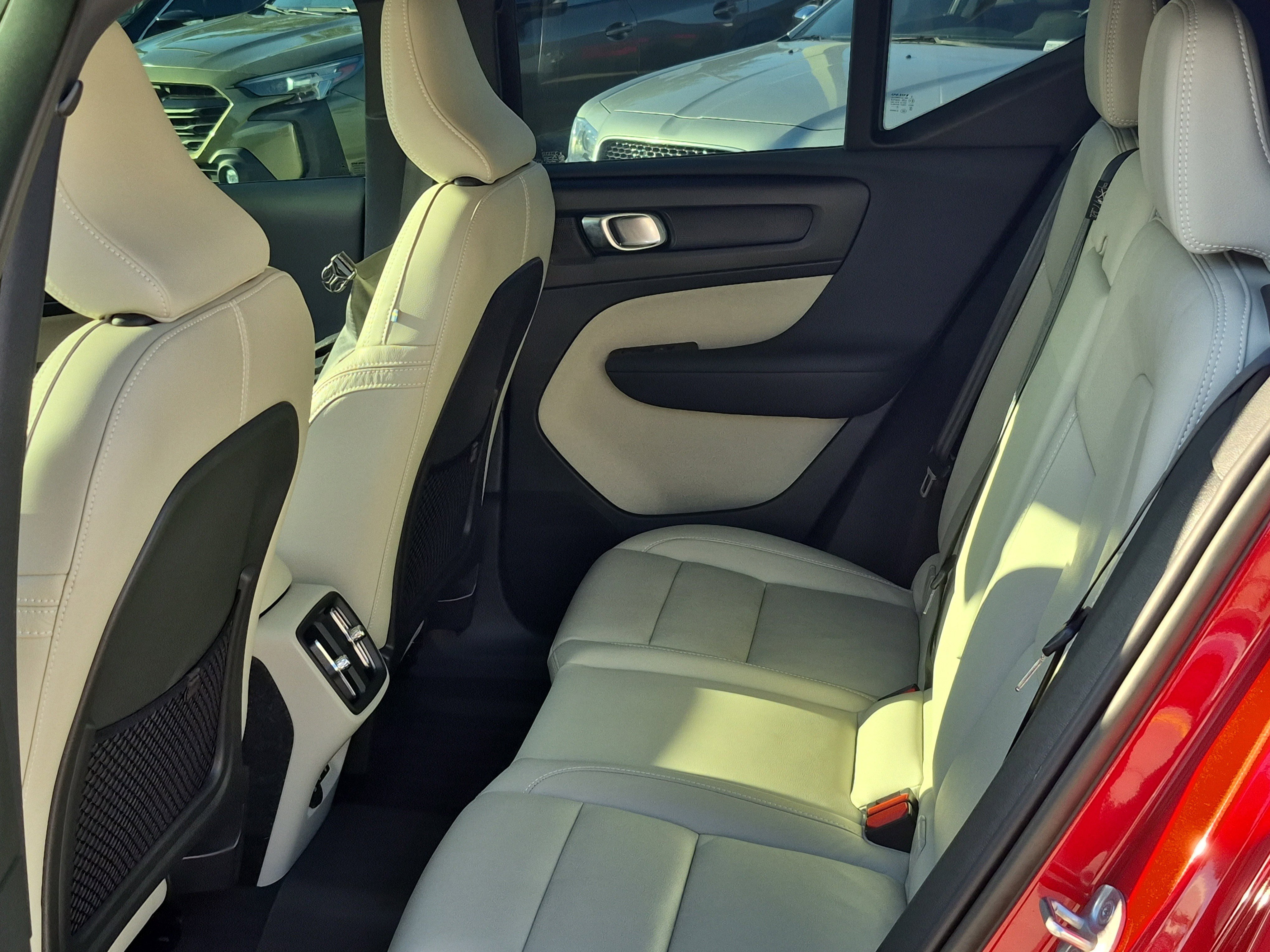 Used 2023 Volvo XC40 B5 Plus w/ Driver Assist Package image 18