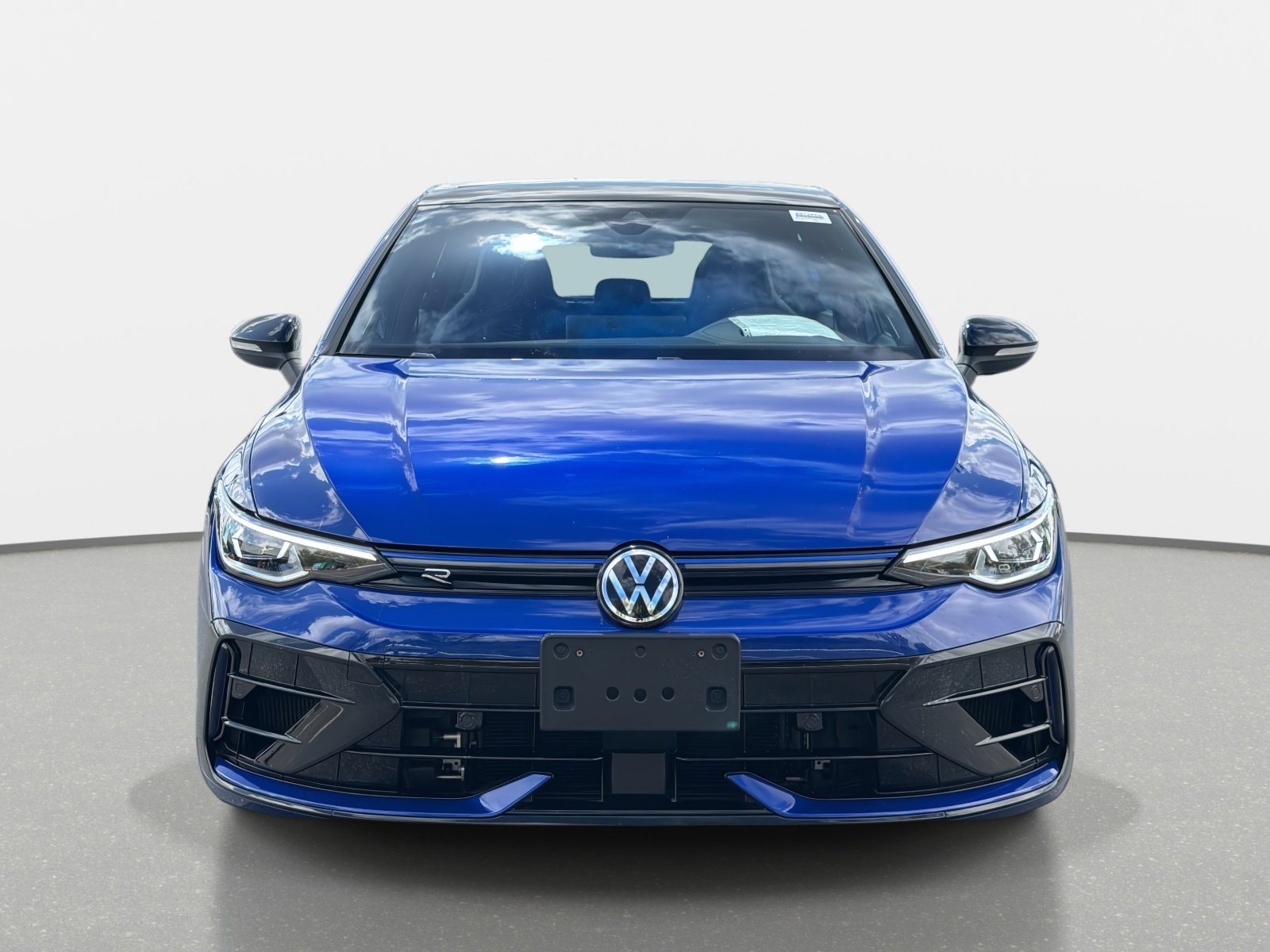 Used 2025 Volkswagen Golf image 8