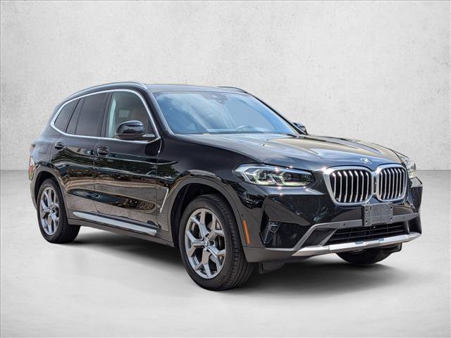 Used 2023 BMW X3 xDrive30i w/ Premium Package AWD/4WD image 3