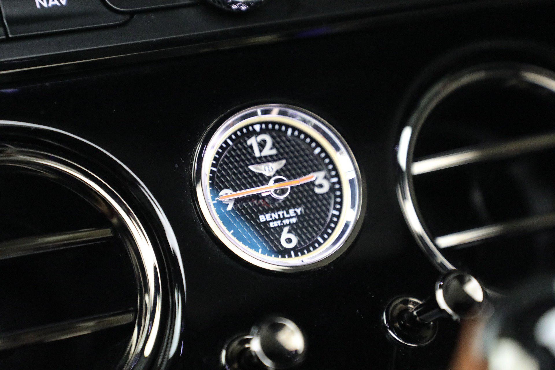 Certified 2025 Bentley Continental GT Speed AWD/4WD image 32