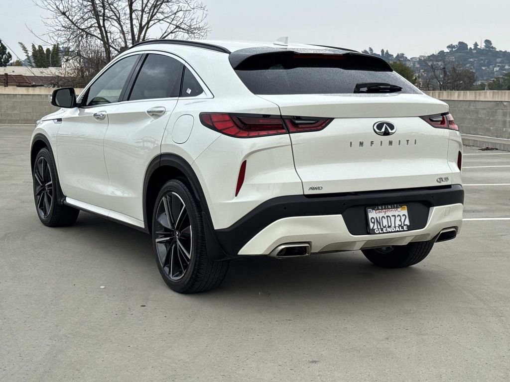 Certified 2023 INFINITI QX55 Luxe w/ Cargo Package image 5