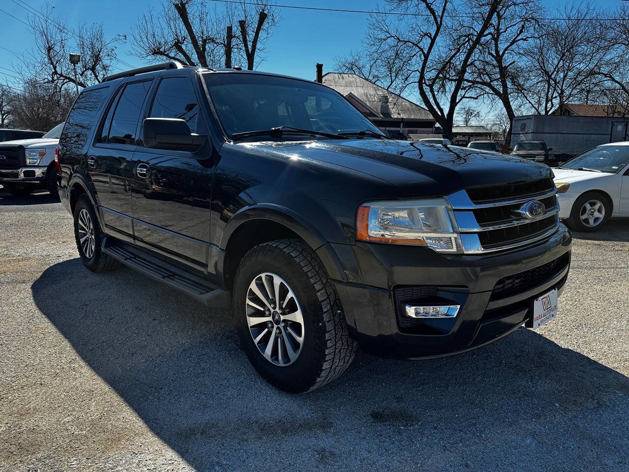 Used 2015 Ford Expedition XLT w/ Equipment Group 202A image 12