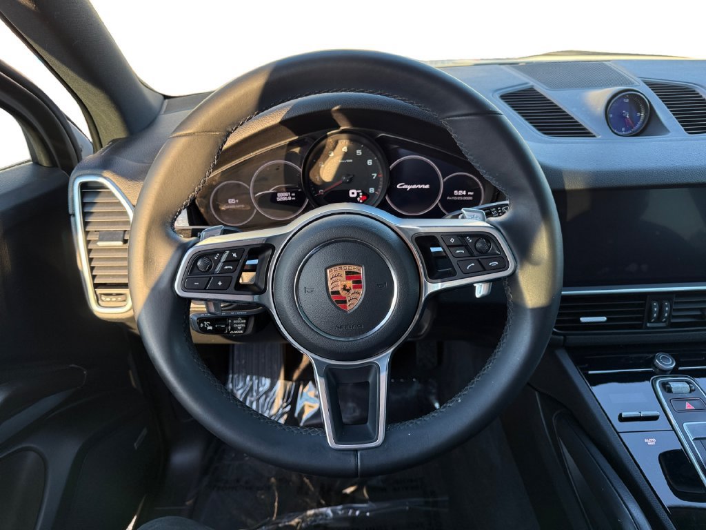Used 2020 Porsche Cayenne AWD/4WD image 12