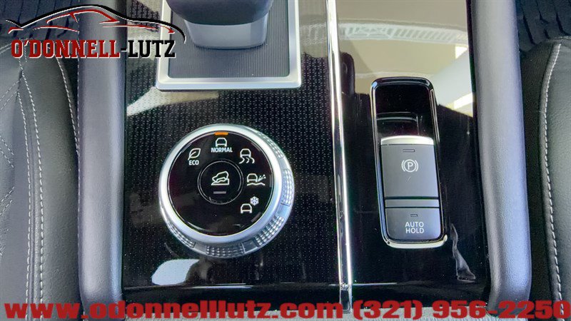 Used 2023 Mitsubishi Outlander SEL FWD image 30