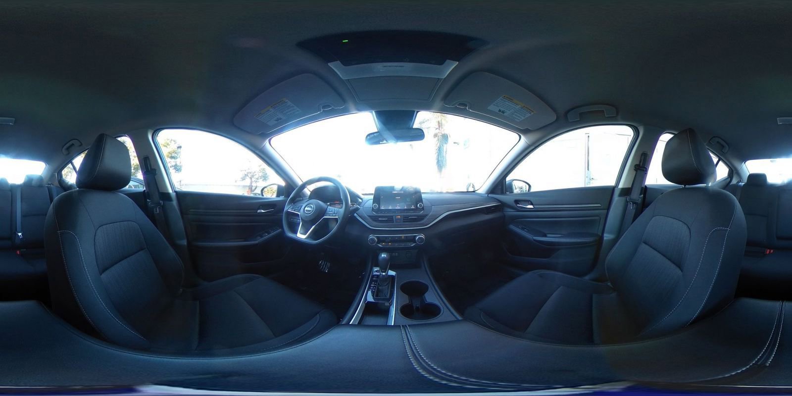 Used 2025 Nissan Altima 2.5 SV FWD image 43