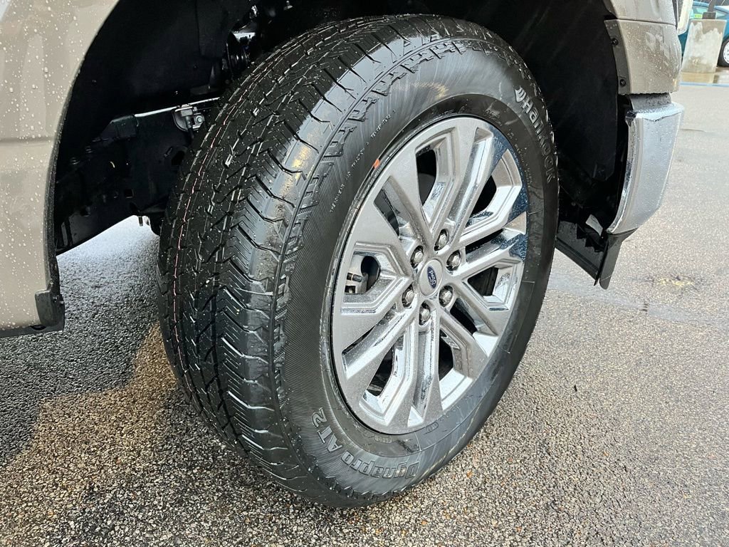 New 2026 Ford F150 Lariat w/ Equipment Group 502A High image 5