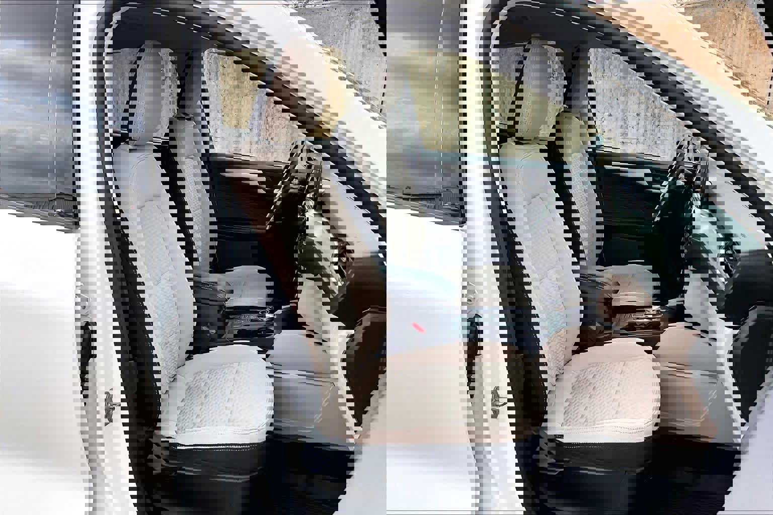 Certified 2022 Ford Escape SE w/ Convenience Package image 17