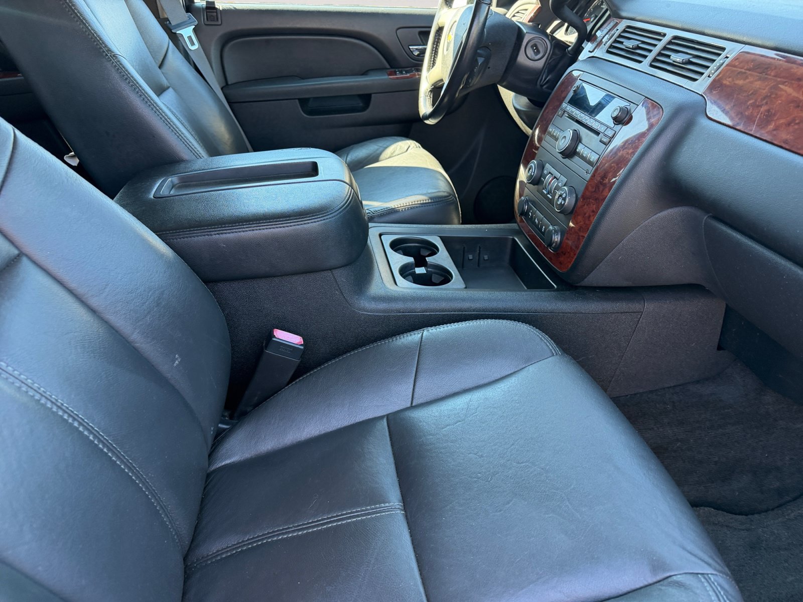 Used 2013 Chevrolet Avalanche LS AWD/4WD image 7