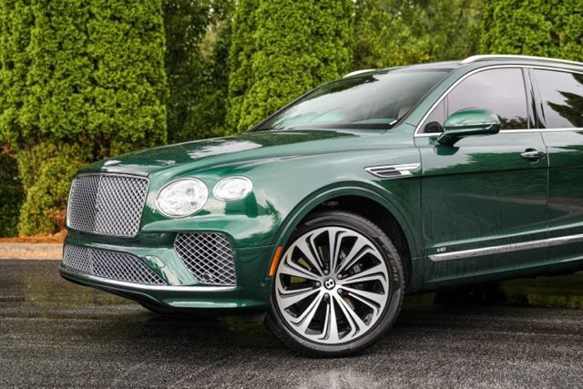 Used 2022 Bentley Bentayga AWD/4WD image 3