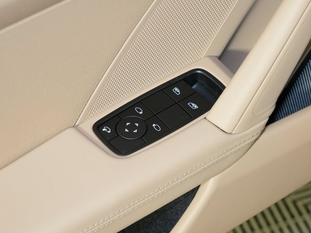 Certified 2024 Porsche 911 Carrera RWD image 22